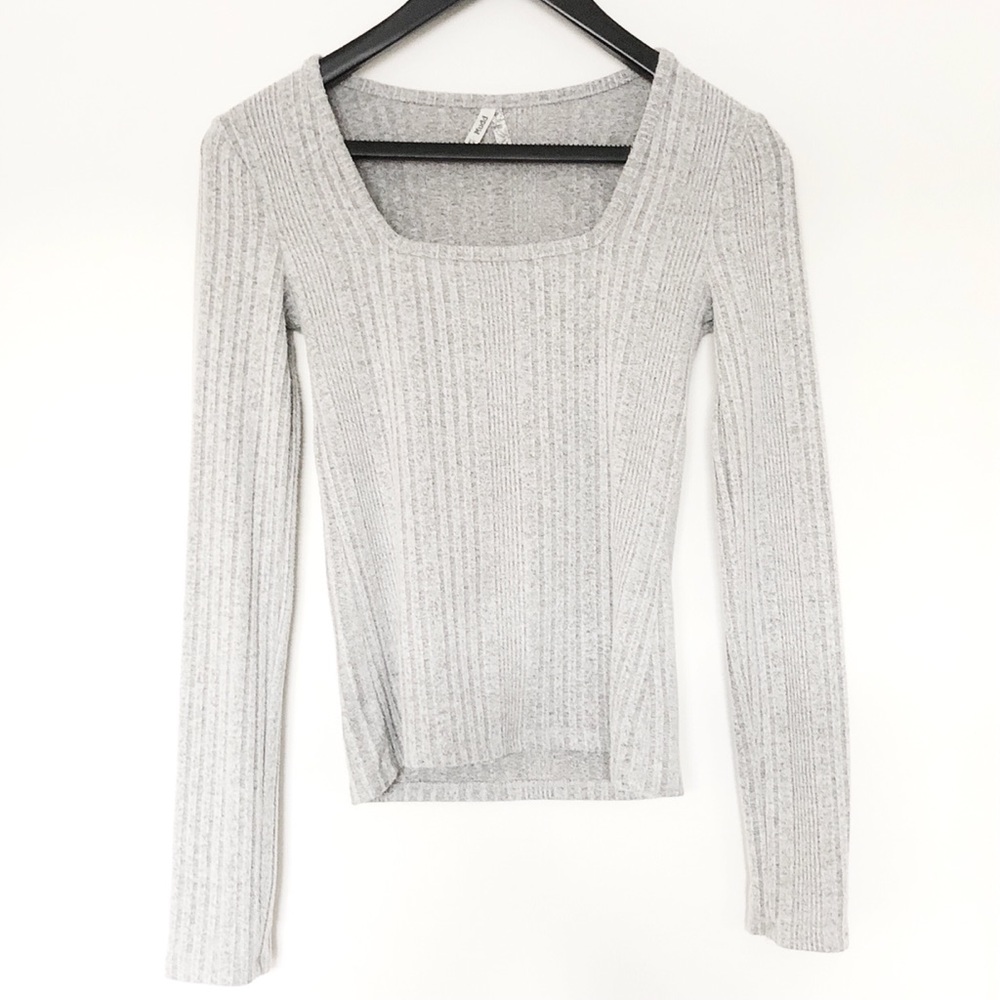Light Gray Ribbed Square Neckline Longsleeve - image 1